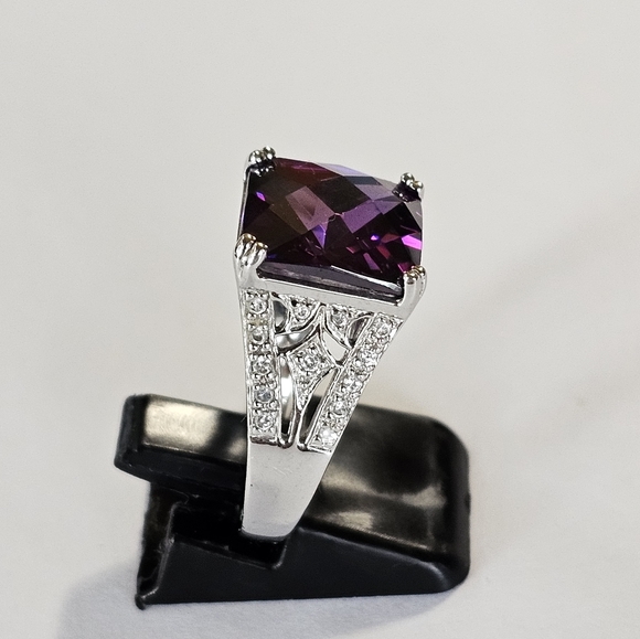Ross Simons Checkerboard Cut Amethyst Ring Size 7 - Picture 11 of 17